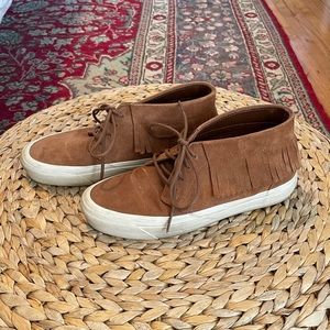 Vans moccasin mid-top sneaker